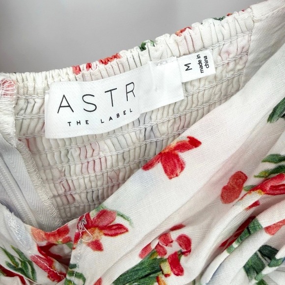 ASTR The Label Serilda Medium Mini Dress Linen Floral Puff Sleeve Smocked Cutout - Picture 9 of 10